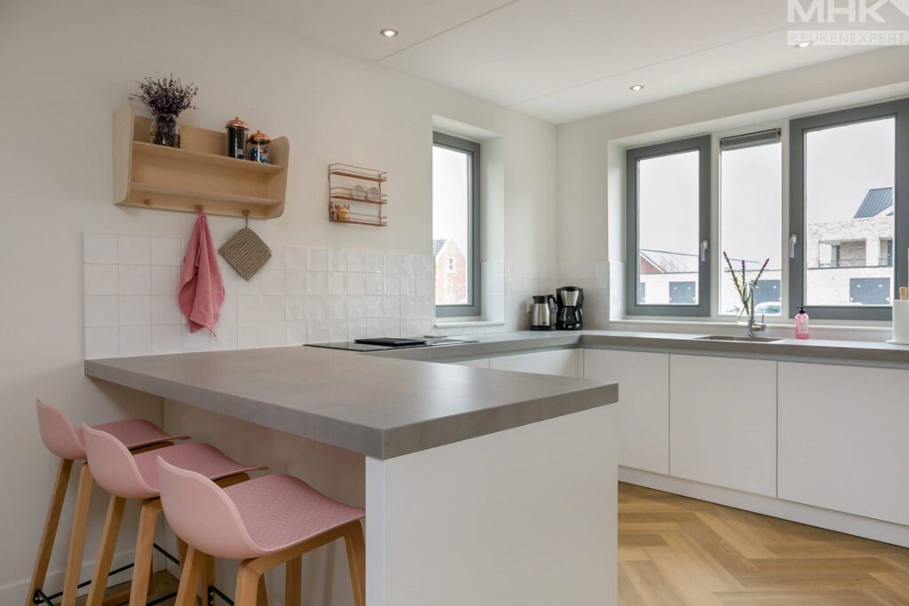 03_2020_Keuken-expert_vDongen_Wit_U-Vorm_L_HR-scaled