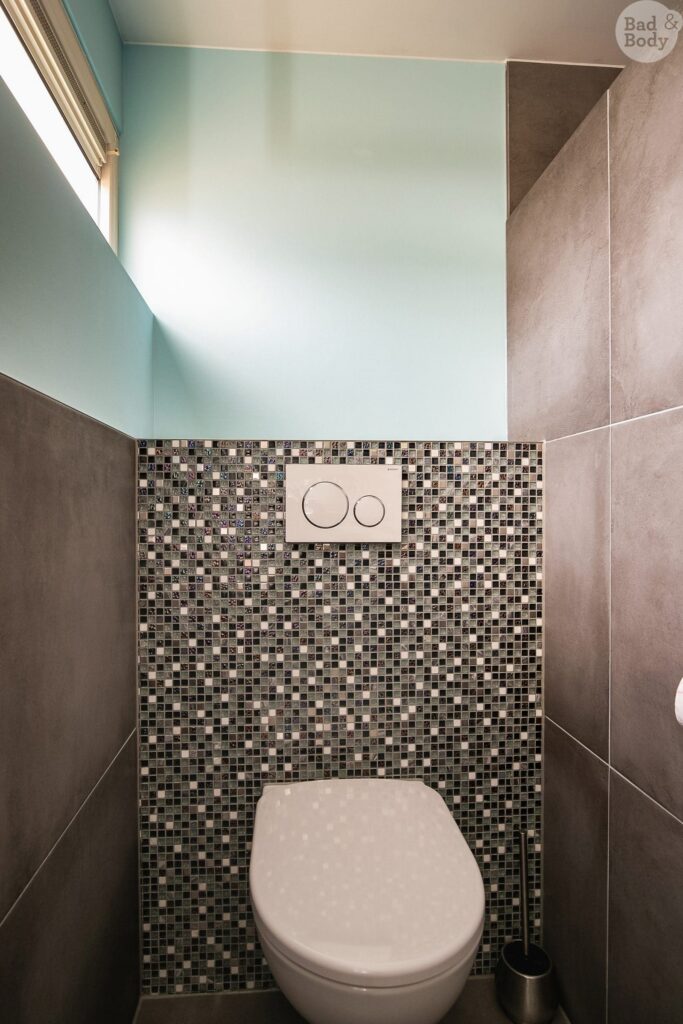 09_2020_Bruggink_Oonk_BlauwBruin_Badkamer_S_HR-1600×2400-1