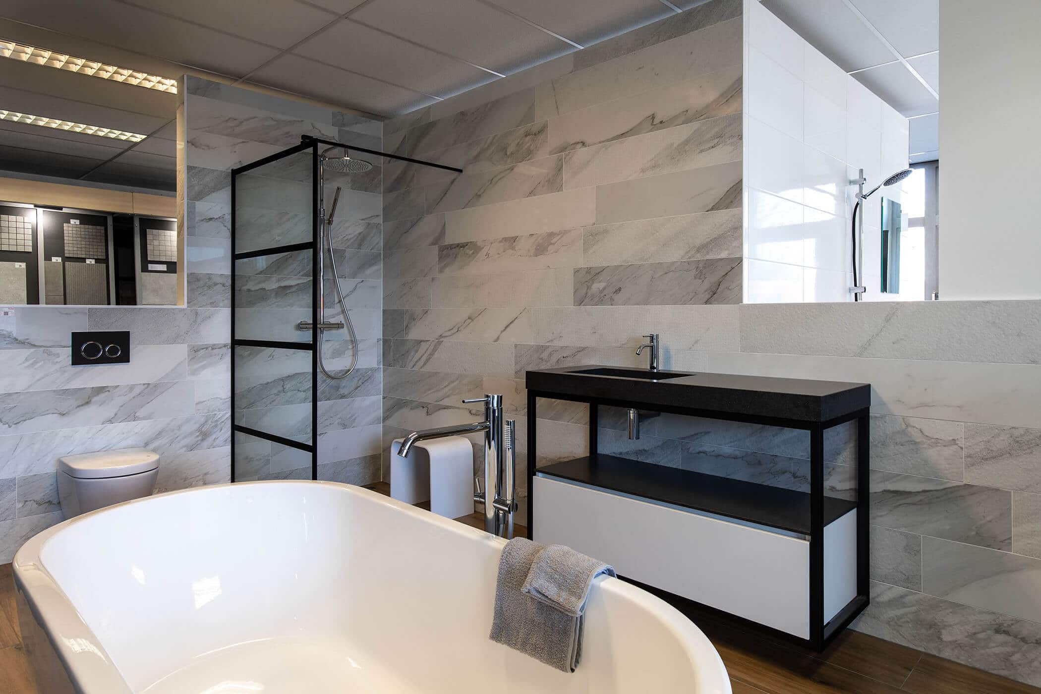 header-badkamer-merken